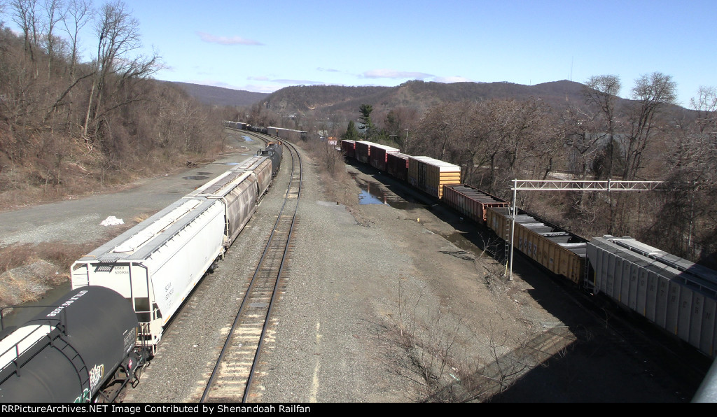 Taken from "Railfan friendly" bridge